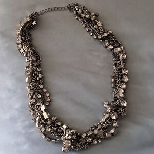 Flashy vintage looking sparkle necklace